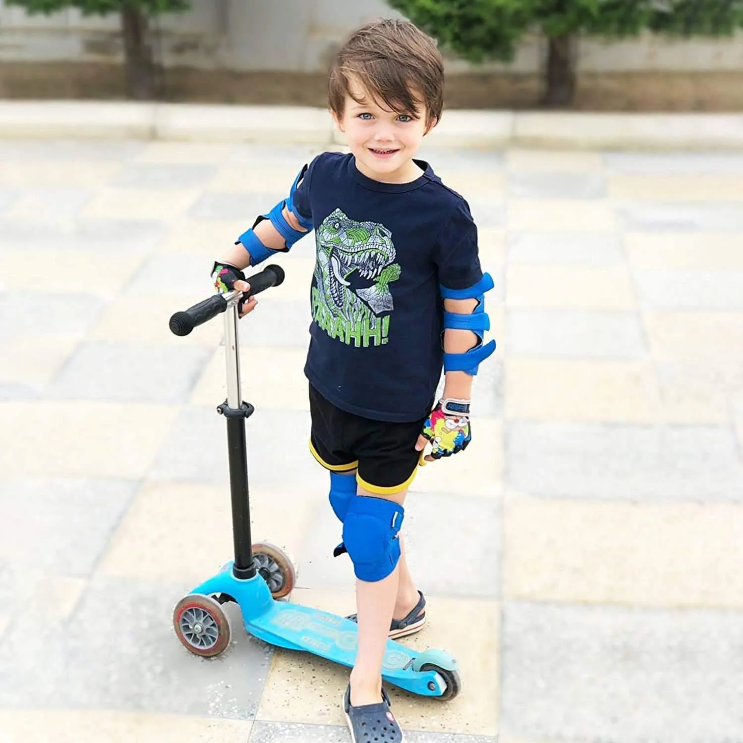 [1st Gen.] Innovative Soft Kids Elbow and Knee Pads with Bike Gloves (Pure Blue) - Image 5